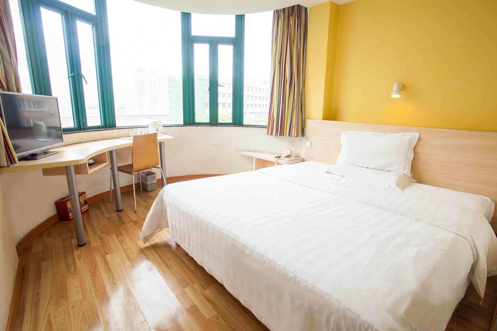 7Days Inn Guangzhou Xinshi Zimmer foto